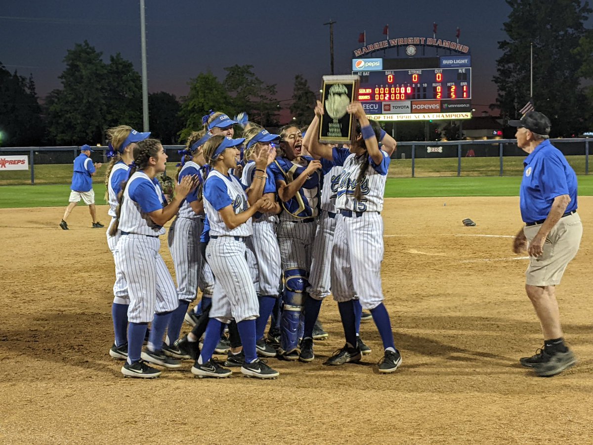 CifCentral's tweet photo. Congratulations to the Clovis softball team, a 2-0 victor against Central for the Division I championship. https://t.co/sPBS6eqhmN