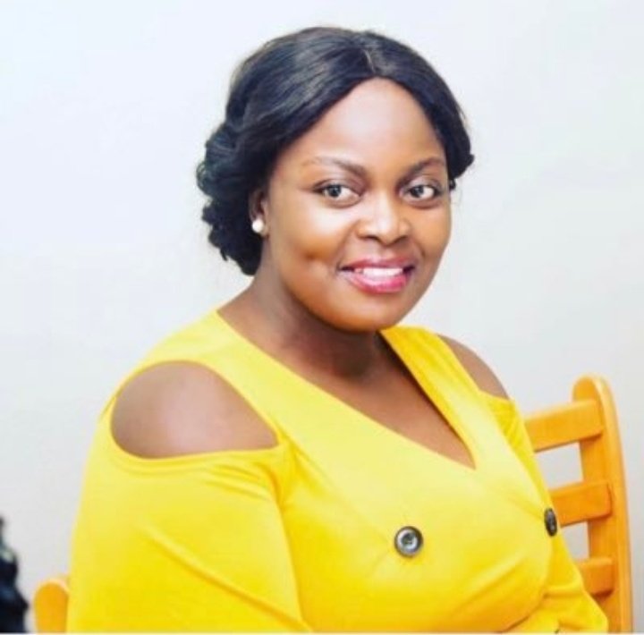Chimwe chinhu chichatiuraya neBp kufunga kuti Girls iri rakaRapwa n Abducted,..Ivo vachiSanitiser Zanu Sooooooo.Leader makaita maDecision enyu,dont involve CCC,..the fact yekuti makaisa kaCitizen ako,DONT PLAY WITH OUR MIND!