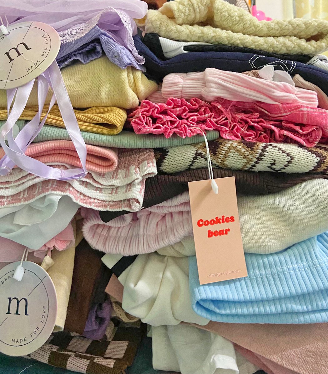 susunaused's tweet photo. รอเลยยย 19:30 วันนี้คั้ปปปป
#ส่งต่อเสื้อผ้า #ส่งต่อ #ส่งต่อเสื้อผ้ามือสอง #เสื้อผ้ามือสอง #เสื้อผ้าเกาหลี #โล๊ะตู้เสื้อผ้า #ส่งต่อกระเป๋า #ส่งต่อcookiesbear #chanok #โล๊ะตู้ https://t.co/Q8VSYvDfxH