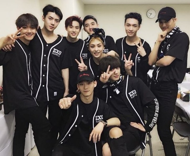 exotrsr tweet media