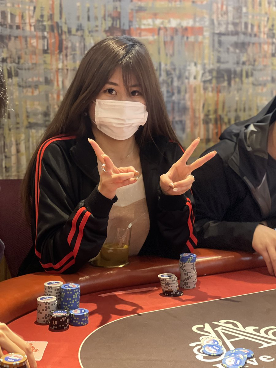 9highPL's tweet image. 9high seaso18

Day2 2000-4000-4000

現在14/93

ラストロンガーオブレディーは
あいこ　様
となりました🌸✨

youtu.be/rnp8jaHra0E

こちらより配信しております👌✨

#9highPL