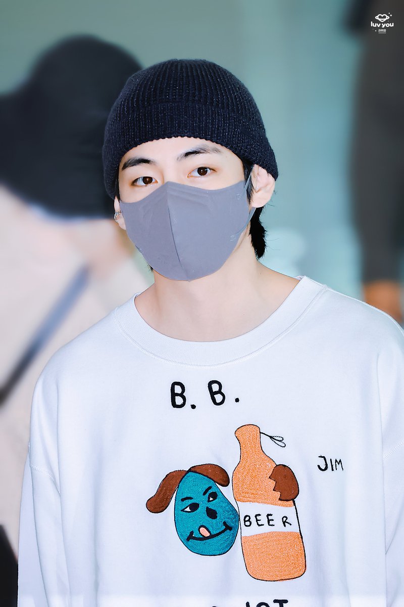 러뷔유 tweet media