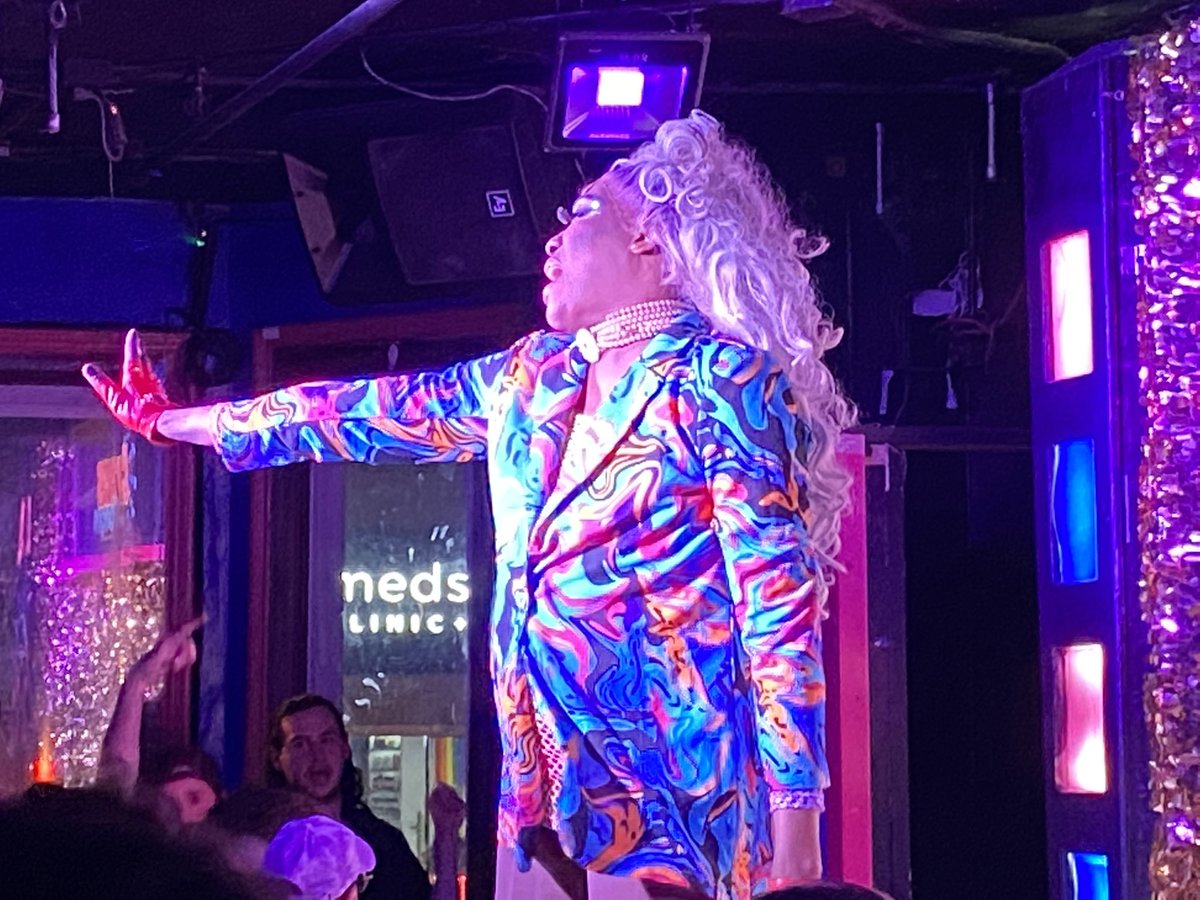 TDotGayCop's tweet photo. It is CRAZY busy in the @ChurchWellesley Village tonight & with entertainment like this I understand why! #ChurchWellesley #FunCentral https://t.co/XNlwPEH43F
