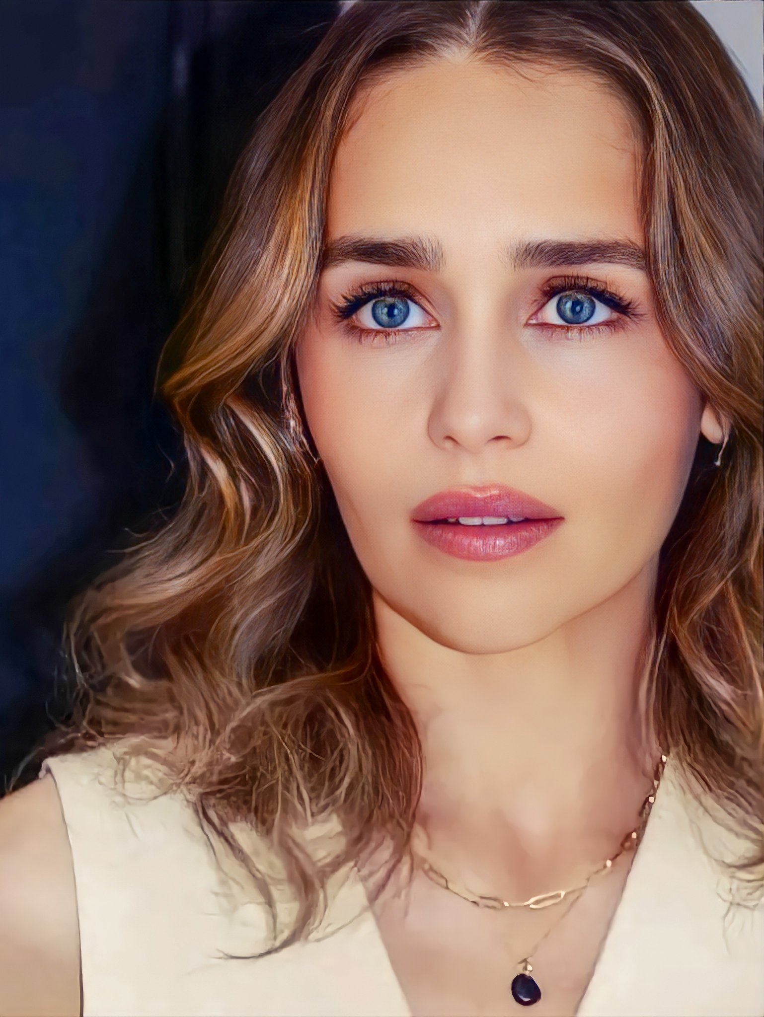Emilia Clarke Eyes