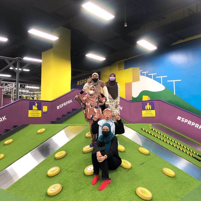📍𝒮𝓊𝓅𝑒𝓇𝓅𝒶𝓇𝓀 𝑀𝒶𝓁𝒶𝓎𝓈𝒾𝒶, 𝐿𝑒𝓋𝑒𝓁 𝟦, 𝒜𝓋𝑒𝓃𝓊𝑒 𝒦

Tolong viral kan please! Best gila and mmg berbaloi 2 jam! Siapa nak pergi masa cuti sklh ni ada promotion BUY 1 FREE 1 🥰 kalau nak tahu mcm mana refer this thread 🪡