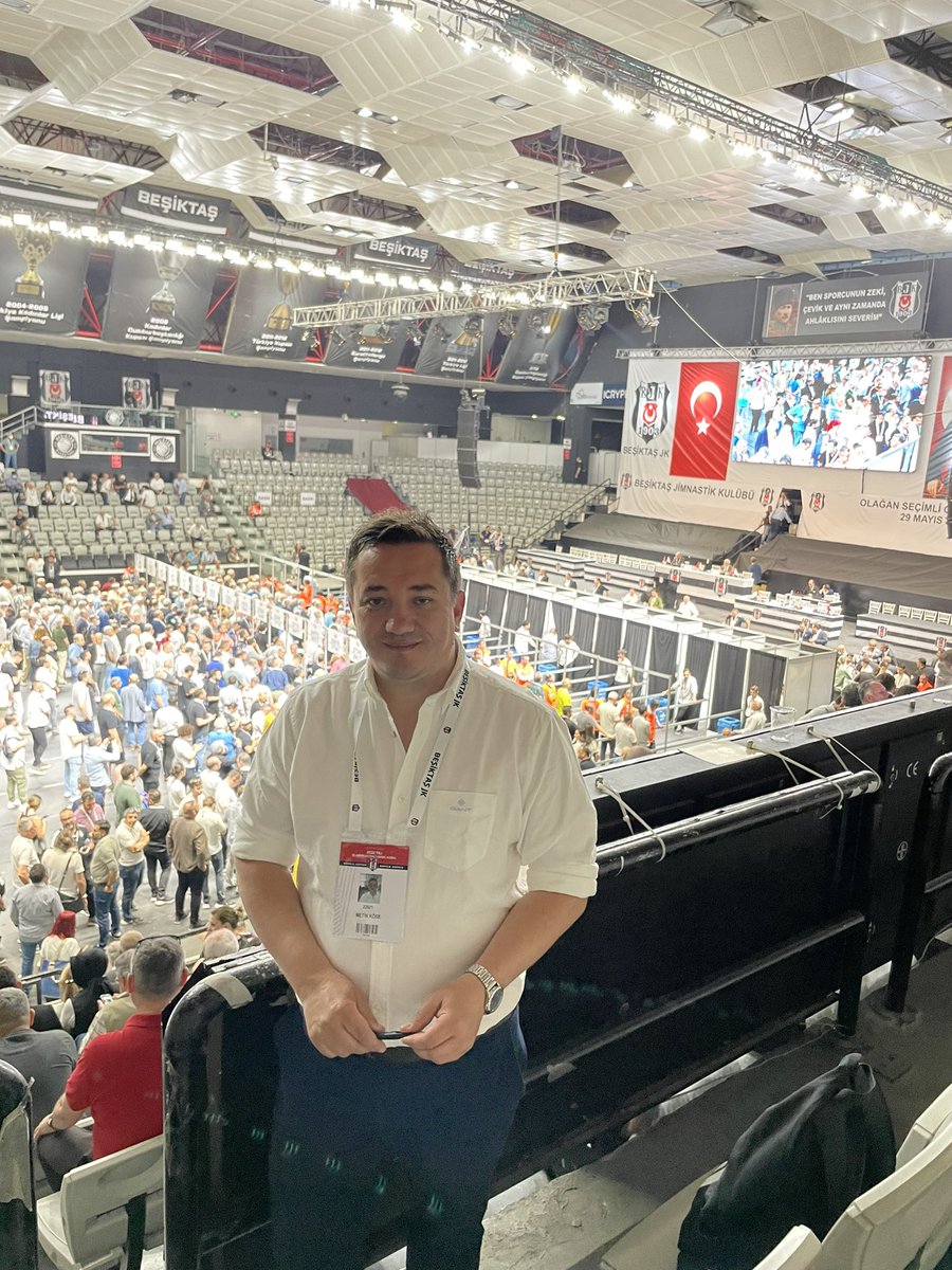 MetinKose2's tweet photo. oyumuzu kullandik, Beşiktaşım��za hayırlı olsun. https://t.co/aXK23OFTfq