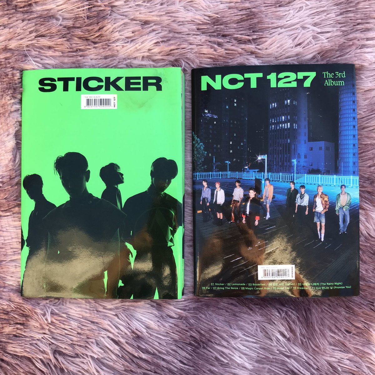 Selene_Collects's tweet photo. #SeleneCollectsOH WTS/LFB
[help rt]

🍂 NCT 127 Sticker Seoul City &amp; Sticky ver. unsealed DAMAGED

📌 ₱50 each + LSF 
📌 can choose cover
📌 inclus: pb+cd+folded poster
📌Strictly NO CANCELLATION
📌Onhand, ready to ship

Reply "mine + qty" https://t.co/ci22Fj7n38
