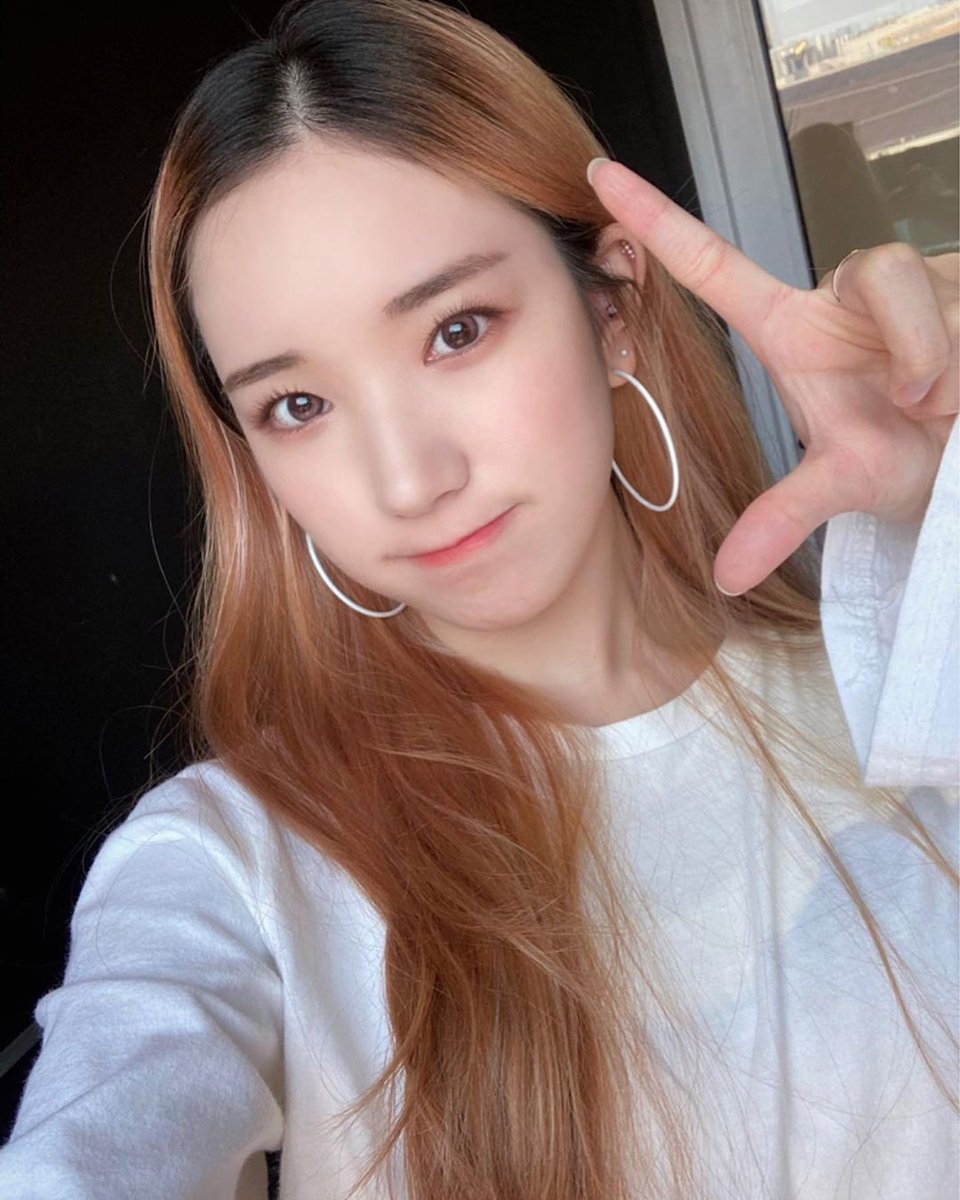 ArabBbcNgg's tweet photo. 🐰﹕220523
تحديث شيون عبر التيك توك والإنستقرام ♡
"يا رفاق ˂ᴗ˃ هل رأيتم أننا قمنا بإفتتاح حساب تيك توك الخاص بنا؟ يسعدني جدا أن تتاح لي الفرصة لأريكم المزيد من المقاطع🥰 من فضلكم أحبوا وادعموا حساب تيك توك الخاص بنا🧡"
🔗 https://t.co/HtR3FtyNKw https://t.co/Odgb7GFLtd
