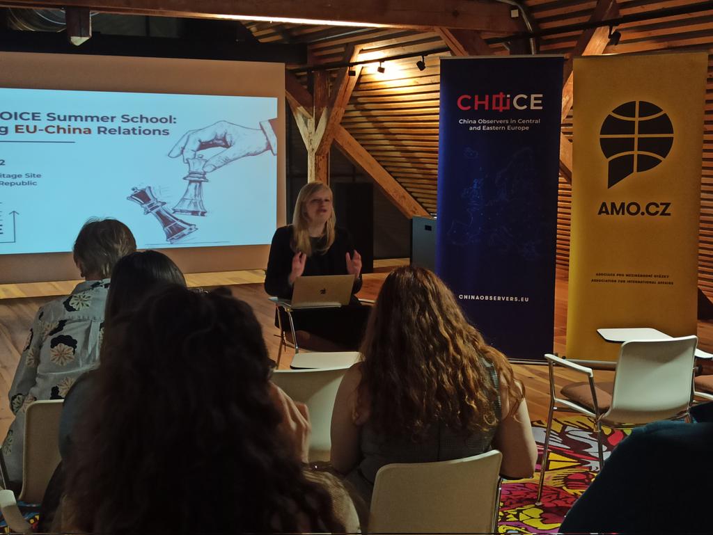 chinaobservers's tweet photo. Excellent @oertel_janka talking about the #EU-#China relations amidst the Russian invasion of Ukraine. #summerCHOICE https://t.co/Ql2BXmwv8z