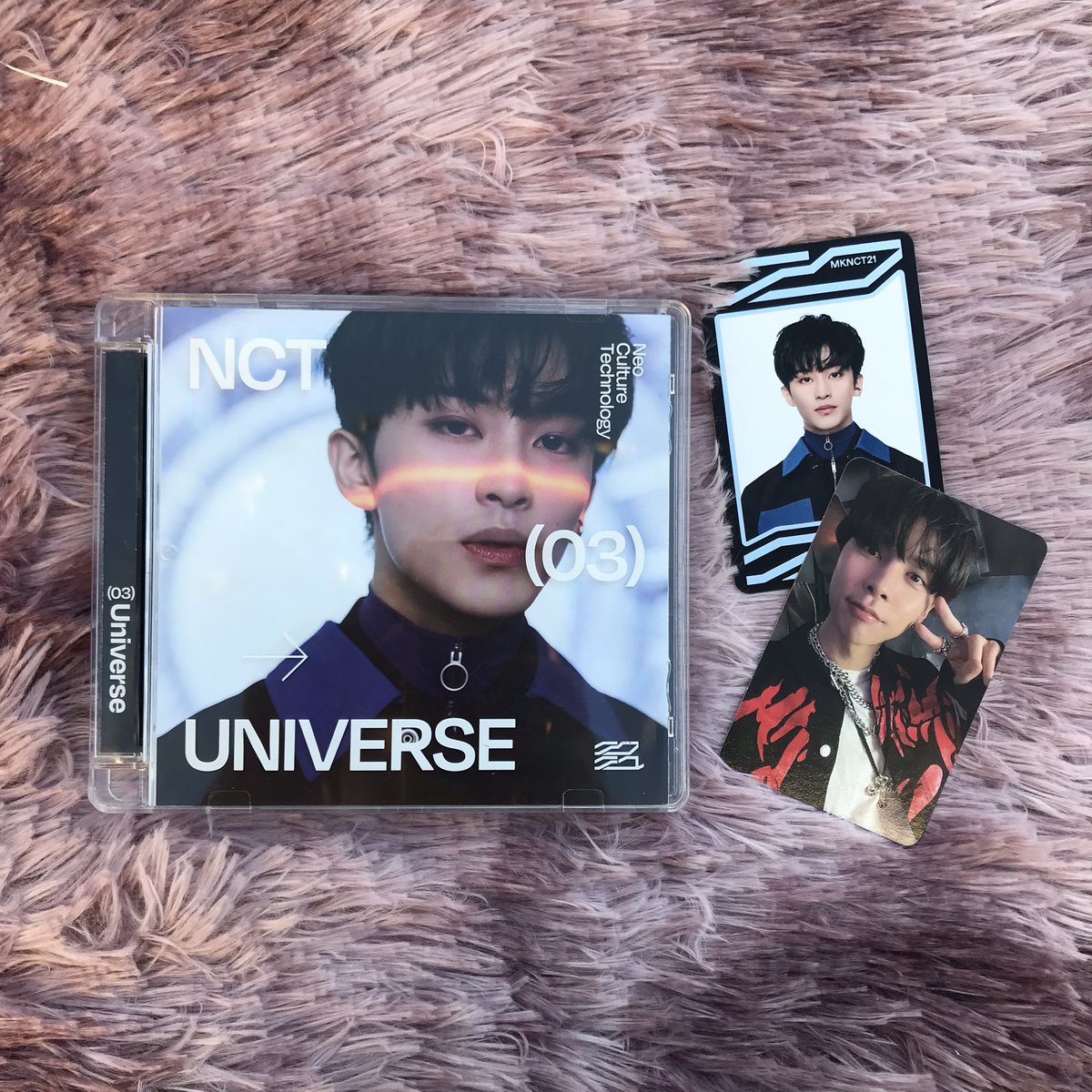 Selene_Collects's tweet photo. #SeleneCollectsOH WTS/LFB
[help rt]

🍂 Universe Jewel Case (Mark Cover &amp; UC, Johnny Selfie PC)

📌 ₱500 + LSF 
📌Strictly NO CANCELLATION
📌Onhand, ready to ship

Reply "mine + mark" https://t.co/9TlFEHi6EP