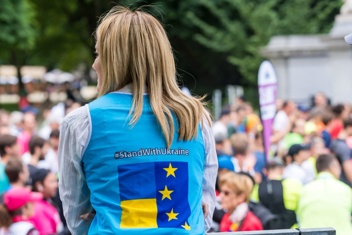 visit_EP's tweet photo. Today, over 800 colleagues from the EU institutions took part in the Brussels 20k race as part of the #RunningforEurope team.🏃🇪🇺
This year, the team was raising funds to support the National Organization of the Scouts of Ukraine
@Europarl_EN will continue to #StandWithUkraine🇺🇦 https://t.co/05c4JCjyk6