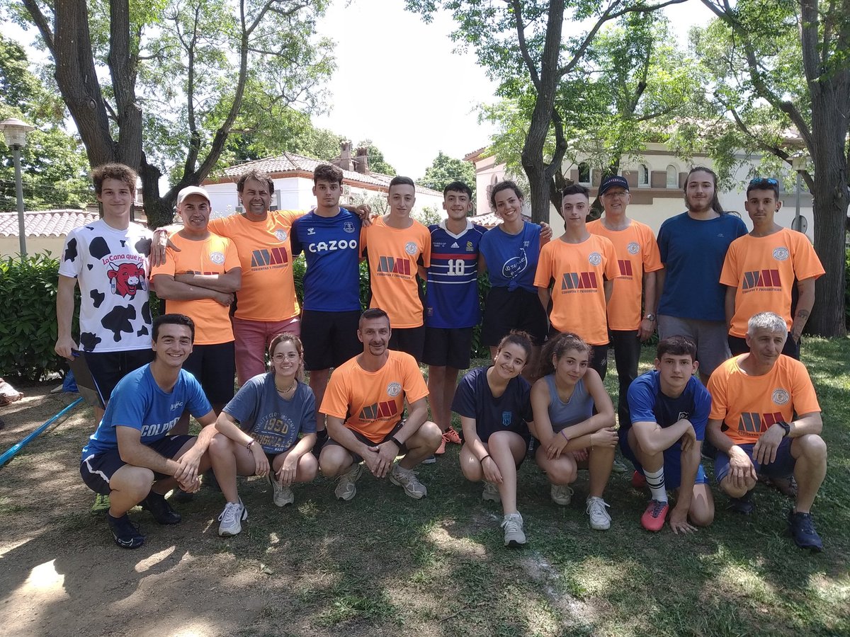 Vadebelit's tweet photo. #Taronges guanyen als #Mistos i fan valer l'experiència i veterania davant d'uns #Mistos que van creixent i han demostrat que tenen fusta de campions! https://t.co/KMM3FQ5JiT