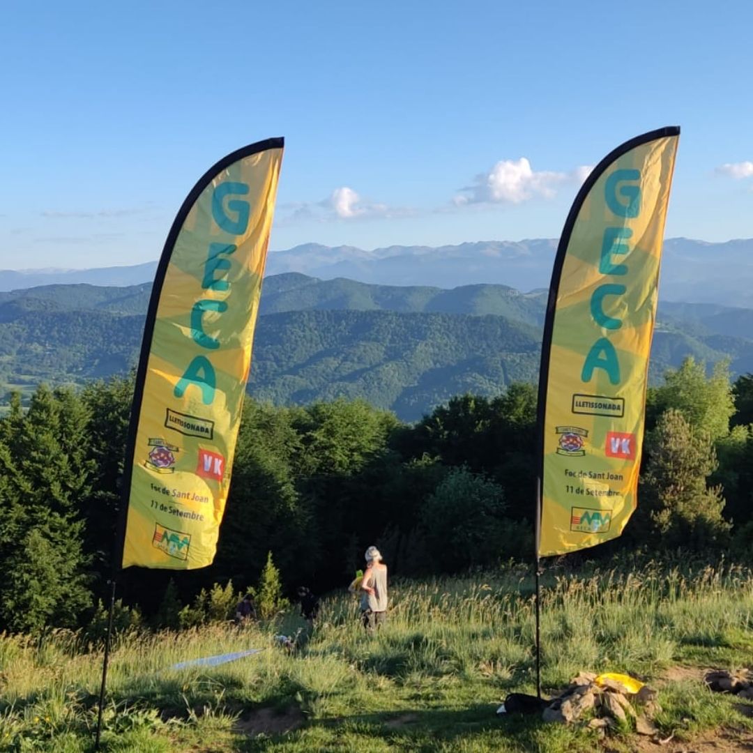 GECA_84's tweet photo. Primeres imatges de la Cames de Ferro 2022! 🦵🦵🦵🏃🏃🏃
Ja han arribat els primers corredors i d'aquí poc us mostrarem els guanyadors d'aquesta edició tan esperada! 👆👆

#7acamesdeferro #camesdeferro #camesdeferro2022 #puigsacalm #cursasolidaria #lavalldenbas #garrotxa https://t.co/JlfcCvQGzM