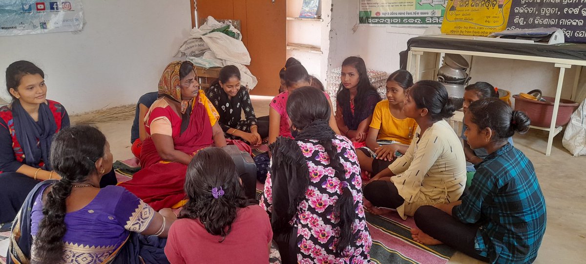 RojalinKonark's tweet photo. 2nd narrowcasting session organised by #radionamaskar ସିମିଳି ଗ୍ରାମ ଗୋପ ବ୍ଲକ , #MenstrualHygieneDay ସମ୍ପର୍କରେ Awareness କରାଯାଇଥିଲା
#Youth4Water #ସମିଳିଗ୍ରାମପଞ୍ଚାୟତ @UNICEFIndia #GoBlock @ShahAnsariLive @AprajitaSarangi @Puri_Official @CdmPuri @RadioBulbul @samarth_verma https://t.co/n6R9ZqhiJQ