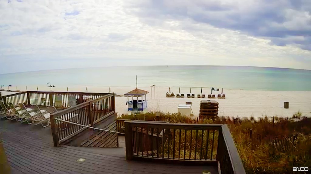 🌞 Sunday automated beach conditions via
30a.com/beachflag