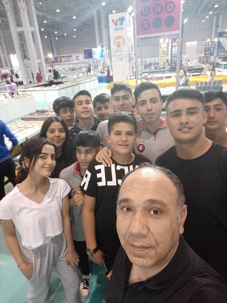MtalHoroz's tweet photo. Okulumuz öğrencileri öğretmenleri eşliğinde Türkiye'nin en büyük kitap fuarı Ortadoğu Fuar Merkezi'ni ziyaret ettiler.

#benokuyorumgaziantepokuyor
#HorozMtal https://t.co/Tr9nmztjWY