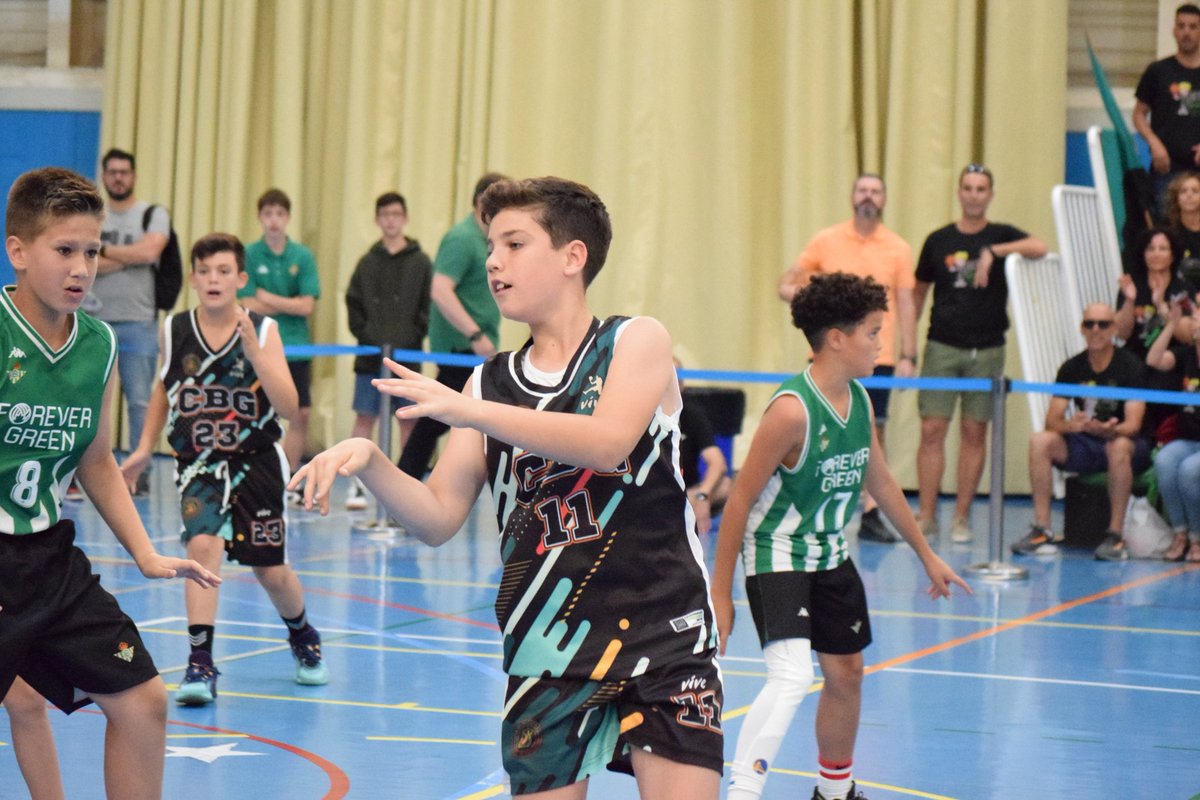 SevillaFAB's tweet photo. #FinalMiniMas2002
Final Liga Minibasket Masculina 21/22
🗓️ 29 de Mayo
🏟️ Pabellón Muriel Bujalance Leal
📍 @gelvescomunica 
⌛ 12:30 h
‼️Final del Partido‼️
🏀 @RealBetisBasket 5️⃣8️⃣
🆚️
🏀 @CBGELVES 1️⃣8️⃣
📲 APP "AFICIÓN FAB"
🎥 https://t.co/MUCgbI0gst https://t.co/63IPDPLw8b