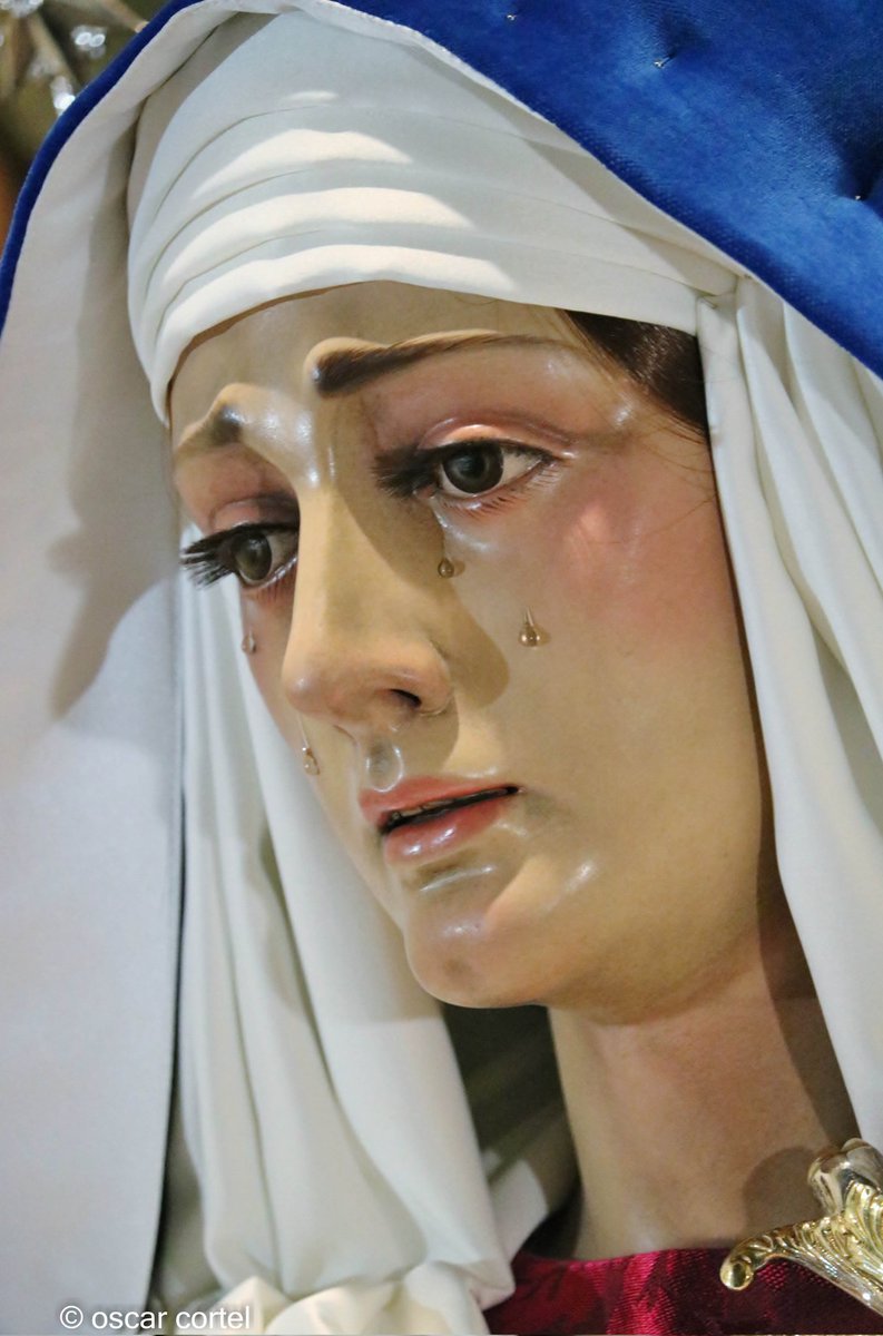 DOMINGO DE HUMILDAD.
"Así estaba escrito: el Mesías padecerá, resucitará de entre los muertos al tercer día y en su nombre se predicará la conversión y el perdón de los pecados a todos los pueblos, comenzando por Jerusalén".
San Lucas (24,46-53).
#Humildadzgz #Dulcenombrezgz