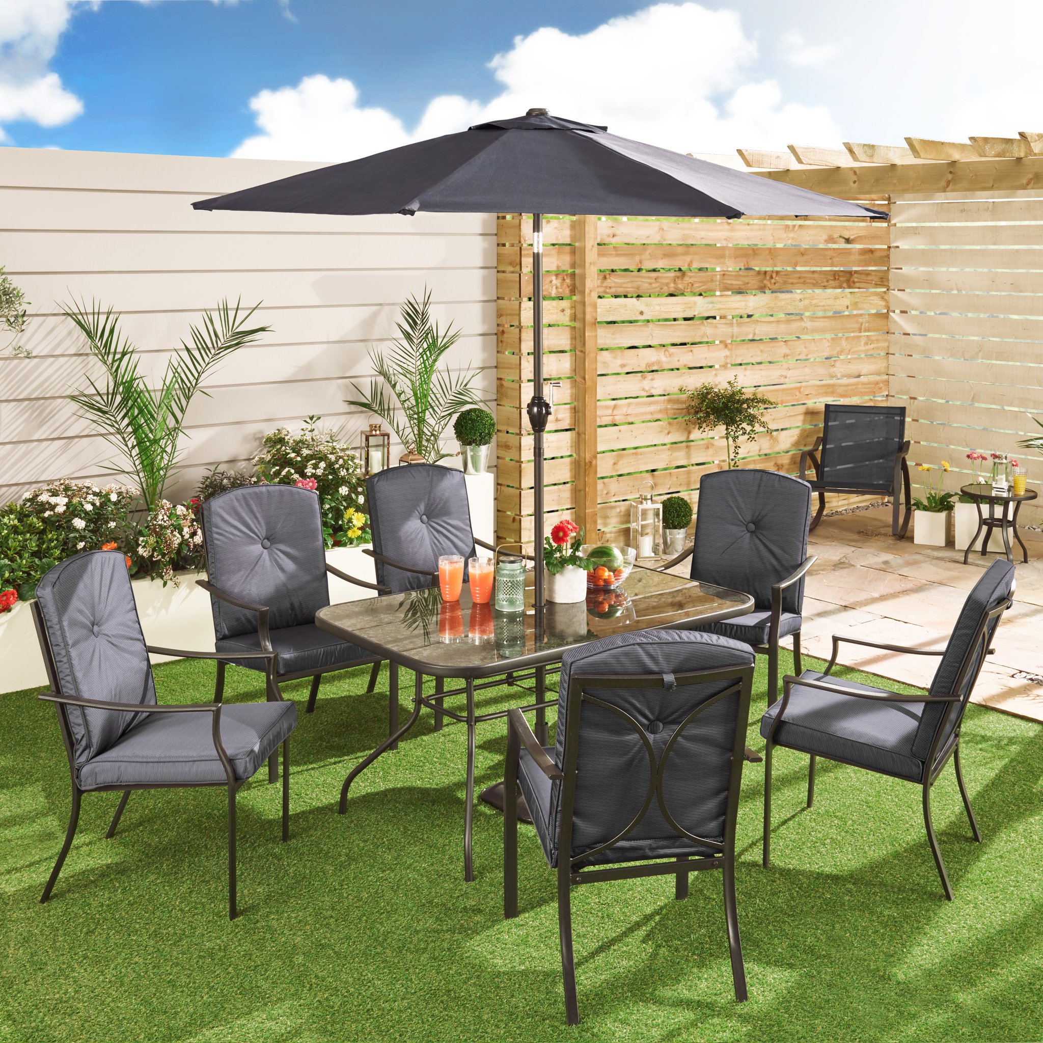 The Range UK on Twitter: "It's SUMMER PARTY season 🎉 🎉 🎉 And we've got