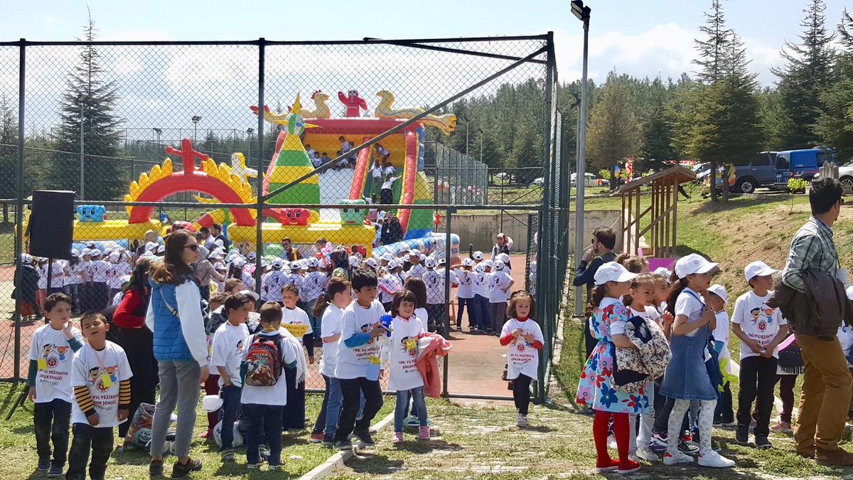 vekad55's tweet photo. Vezirköprü, Birleştirilmiş Sınıflı Köy Okullarındaki Öğrenciler İçin Büyük Organizasyona Hazır. https://t.co/yM6G1pHOwR