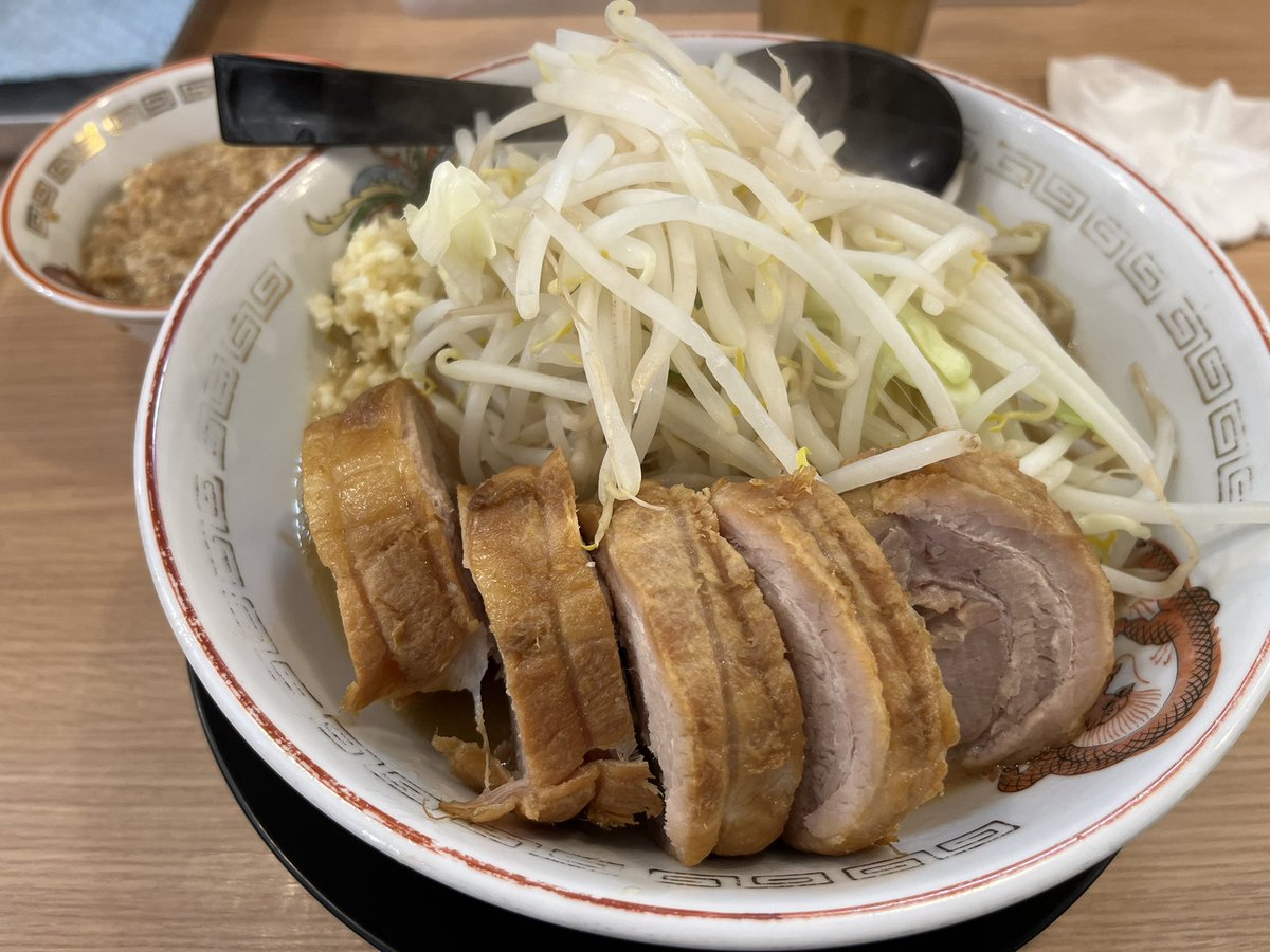 チョココロネ tweet media