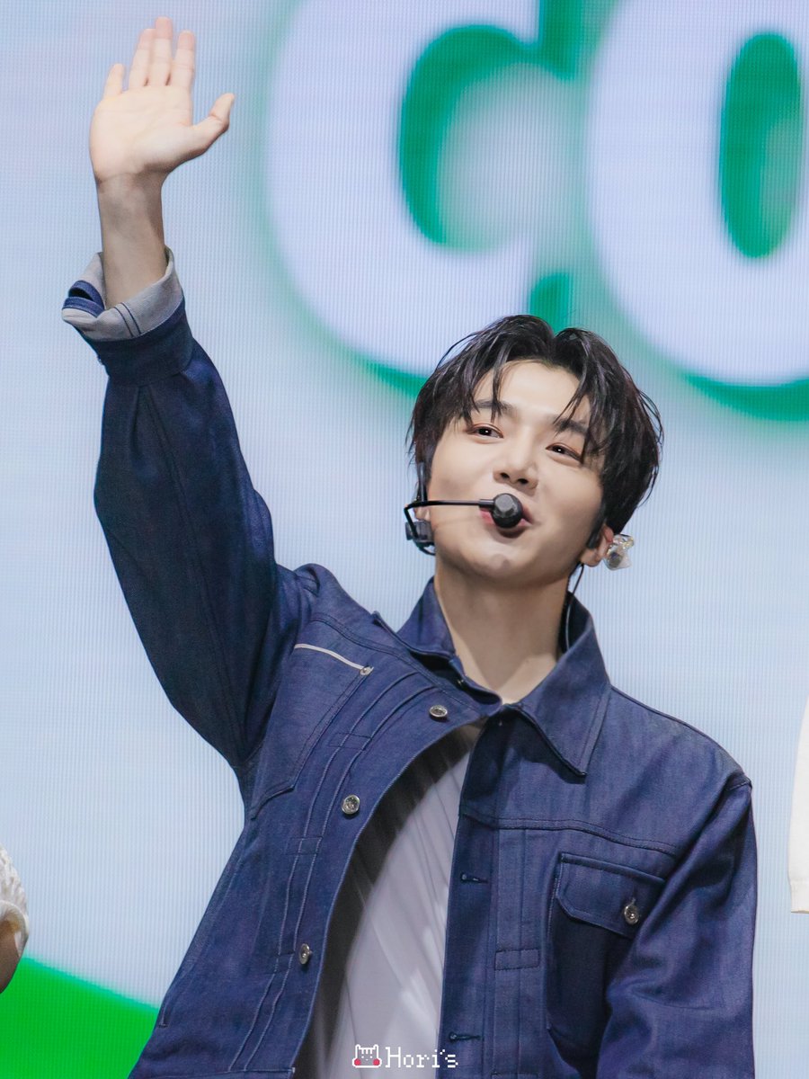 H0ris10's tweet photo. 220528 서원밸리 그린콘서트
진호

#진호 #jinho #펜타곤 #pentagon https://t.co/TVZTz63cAH