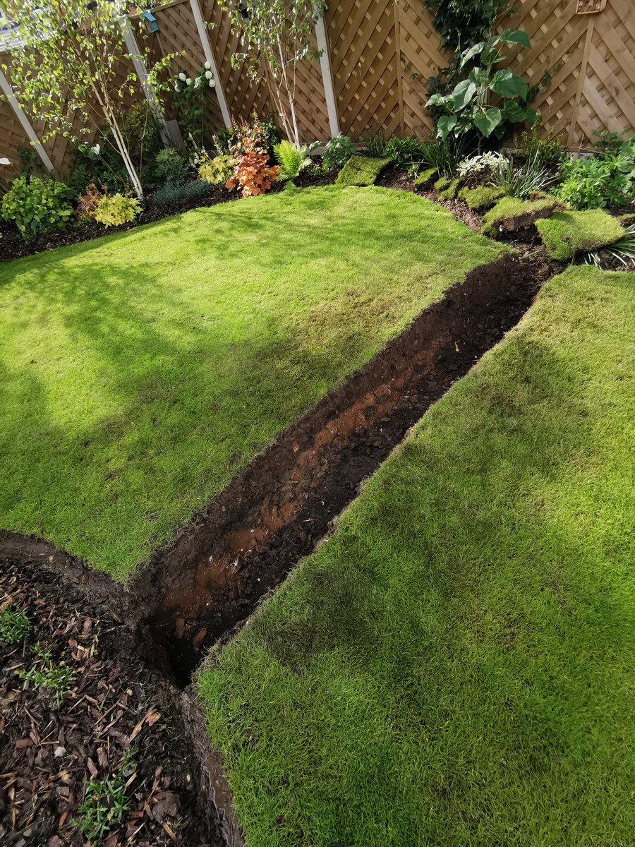 barebreads's tweet image. @LizzieRose_Hull hi guys im hoping to improve drainage. What substrate is the best fir my French drain any asvice is welcomed layer of clay with soil below. Thanks steve in barton