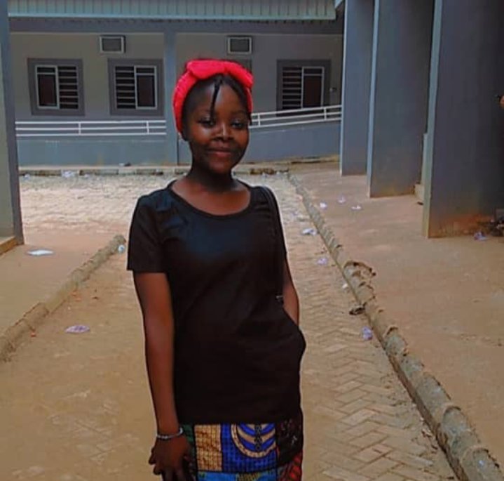 JulieAnke's tweet photo. Happy Sunday ❤️
#Nigeria #Wike #PDP #Toyin #TEMS #CheersToAllFans #VoteThemAllOut2022 https://t.co/dt76TBEgo5