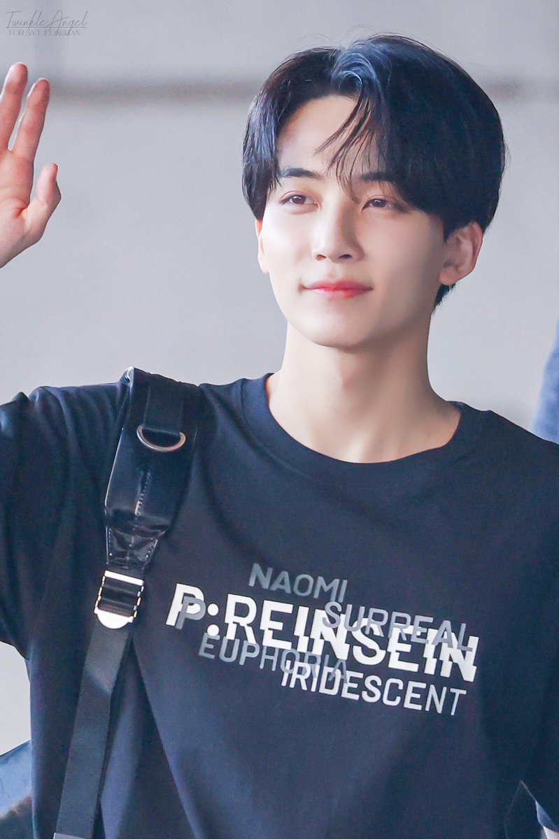 220527 뮤뱅

#정한 #세븐틴 #SEVENTEEN  #JEONGHAN <a href="/pledis_17/">세븐틴(SEVENTEEN)</a>