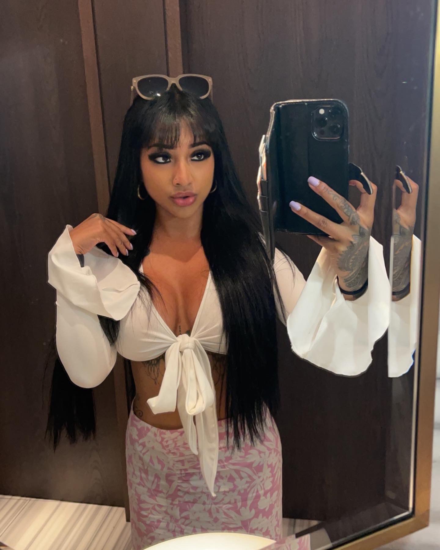 tw-pornstars-1-pic-yasmina-khan-twitter-my-outfit-was-cute