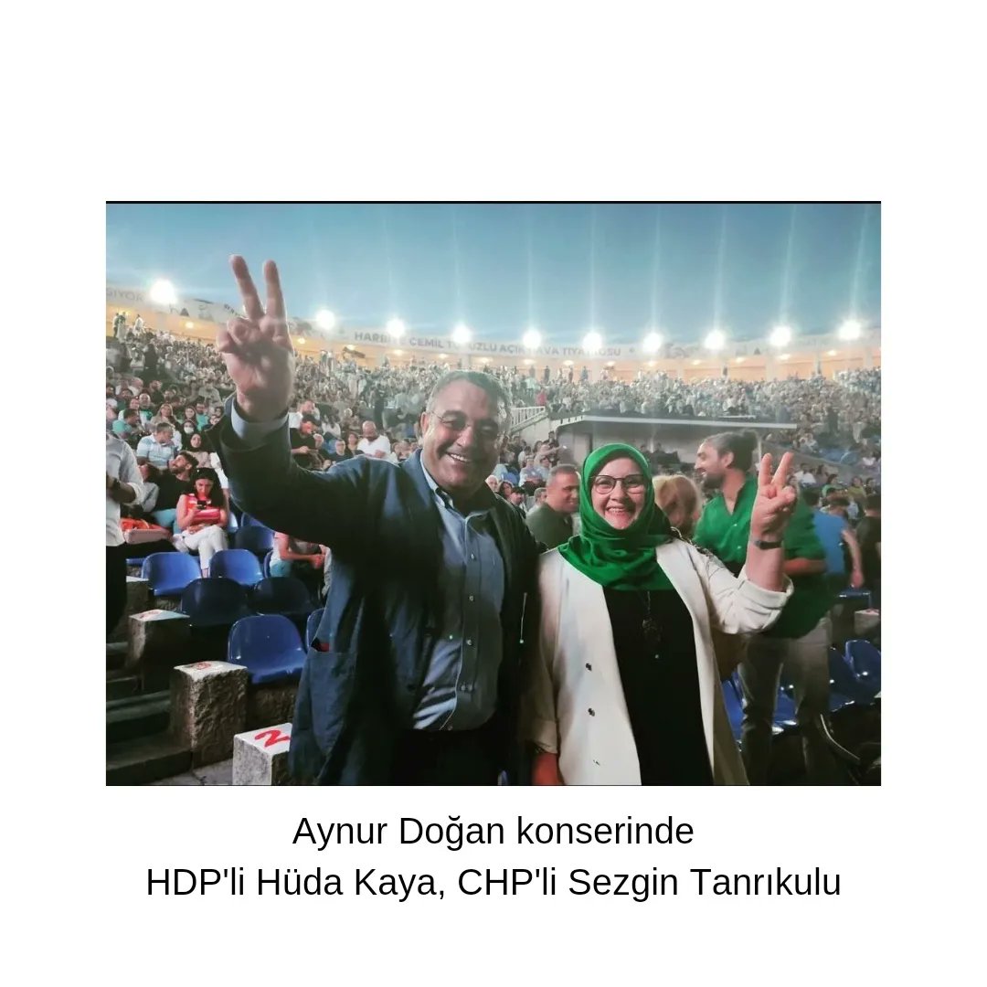 TTAgrup's tweet photo. Geçmişte terörist başı Öcalan'ın posteri önünde konser veren Aynur Doğan İstanbul'da konser verdi.

HDP'li Hüda Kaya ve CHP'li Sezgin Tanrıkulu birlikte poz verdi.

CHP'nin bu ülkede kurtarıcı olduğuna mı inanıyorsunuz? https://t.co/s8UAD9LX17