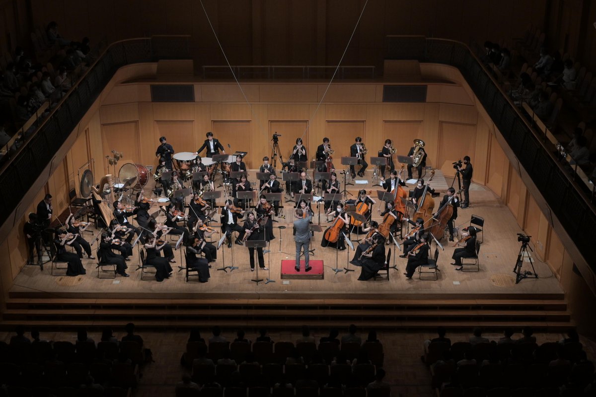 ac_orchestra's tweet photo. 【公演記録】📷
第34回定期演奏会
スーパー・ペダリスト・シリーズ第2回~#ファゴット
指揮・ ファゴット /#ソフィー・デルヴォー(ウィーン・フィルハーモニー管弦楽団首席ファゴット奏者)
指揮:#フェリックス・デルヴォー
Conductor #Bassoon/#Sophie #Dervaux
Conductor:#Felix Dervaux https://t.co/BnYKOyiqWr