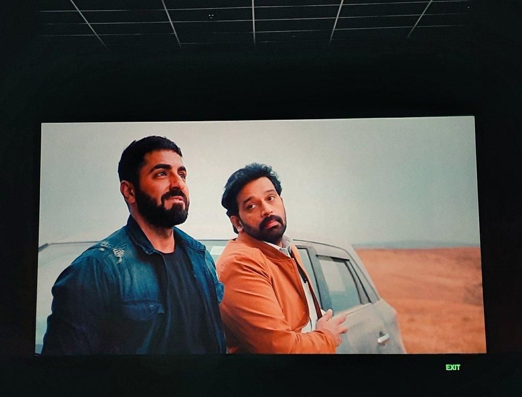 typicallymann's tweet image. The questions asked in this movie shall get answered at the earliest.  Anekta Mein Ekta is us. Yaar Rahe. 
Jeetega Kaun... HINDUSTAN. ❤️
Thanks for the #Anek, @anubhavsinha @ayushmannk #AndreaKevichusa