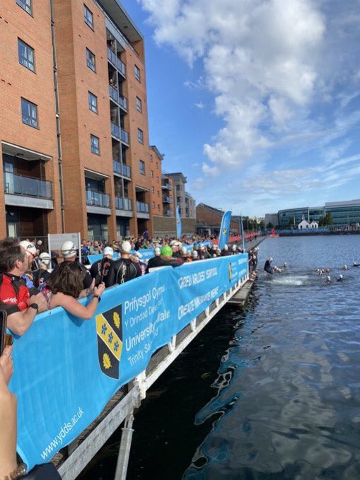 Drindod Dewi Sant tweet media