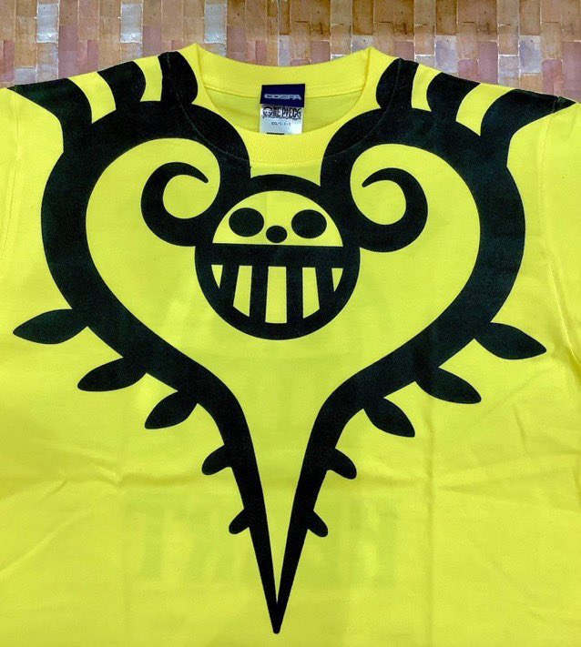 One Piece 麦わらストア梅田店 おすすめ トラファルガー ロー タトゥーtシャツ サイズ M L 各3 190円 税込 好評発売中 麦わらストア Onepiece T Co Lci2u4eaos Twitter