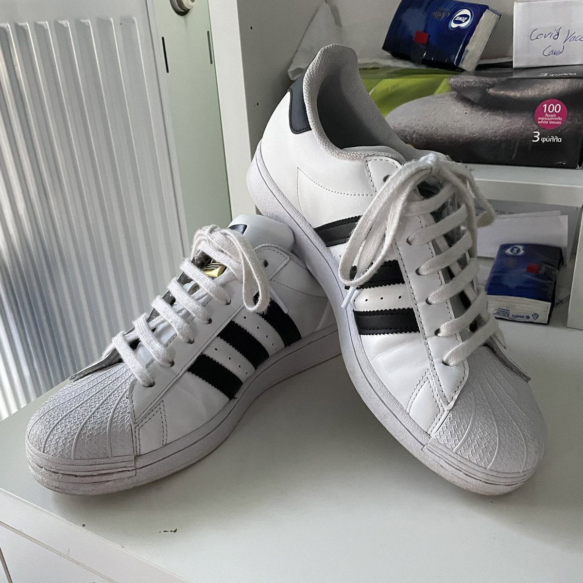profshoelace's tweet photo. Latest photo contribution: White Adidas Superstars with black trim laced with white “Lightning Lacing” (from Fotis). Interesting side-on views of this lacing method.
https://t.co/YUGqaHXvvM
#white #black #adidas #superstar #adidassuperstar #lightninglacing #lightning https://t.co/PWMxTbfsTg