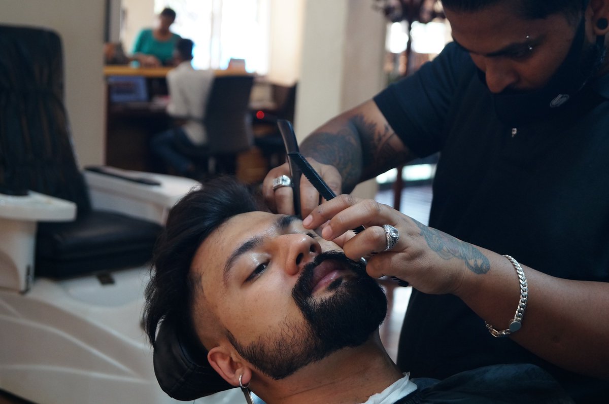 Headmastersug's tweet image. Get a shape-up. Book Now!