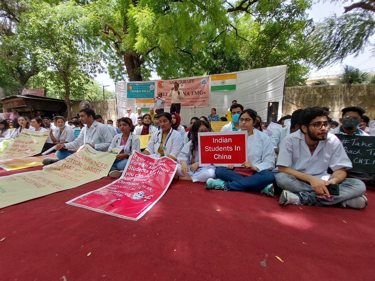 association_iac's tweet photo. Chalo Delhi Today is to raise your voice to continue your studies in China. IAC is always with you. https://t.co/8WdC9NwxOc