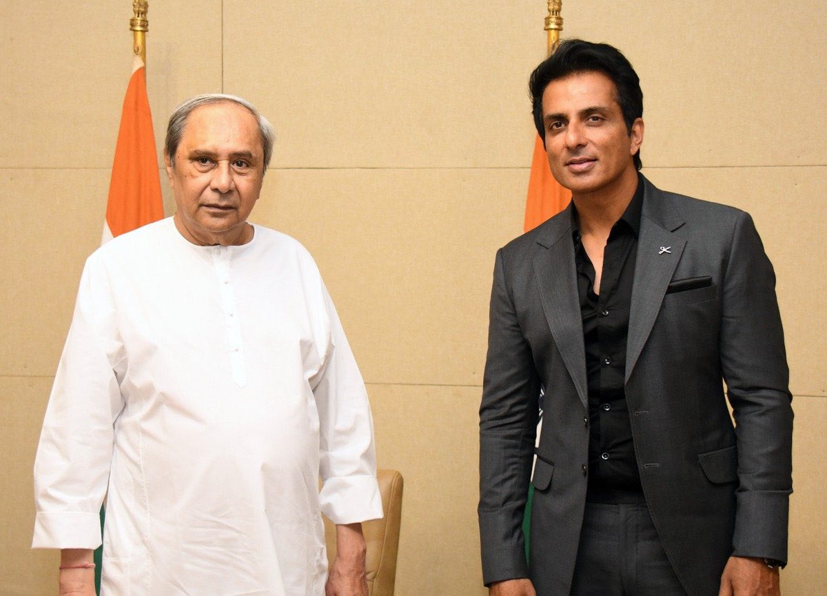 SonuSood's tweet photo. It was an honour meeting you @naveen_odisha today!  Thank you so much sir for your kinds words, these words of encouragement from you motivate me to do better work for our people! 🇮🇳🇮🇳🇮🇳 https://t.co/4XpwRdcpDH