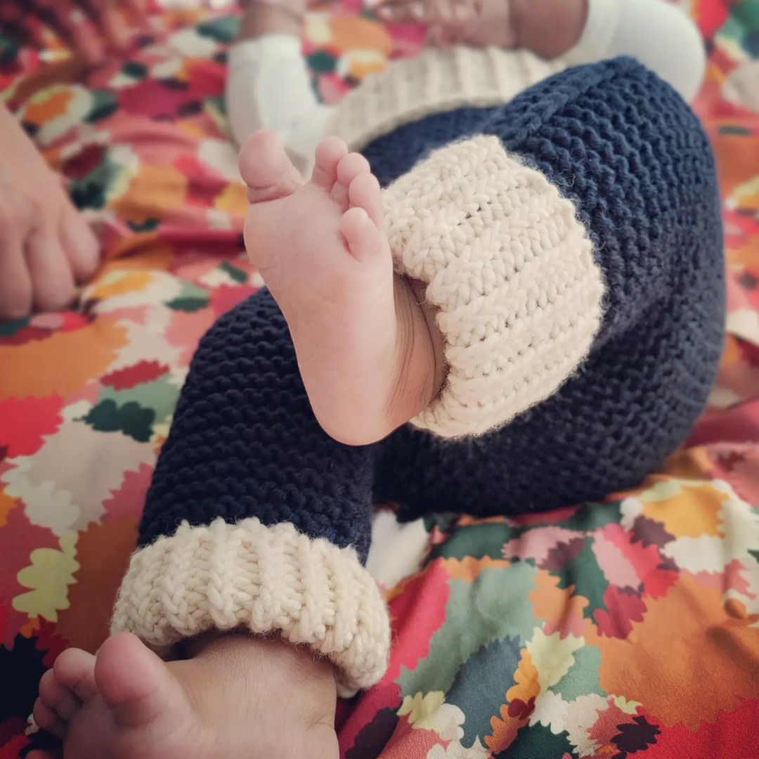 Être mère est non seulement compatible, mais également un moteur pour entreprendre : c'est parce qu'elle en ressentait l'utilité qu'Agathe a tricoté son premier cocon. C'est ainsi qu'avec Olivia, elles ont créé Ma Petite Laine.

Découvrez leur site #Wix : mapetitelaine.fr