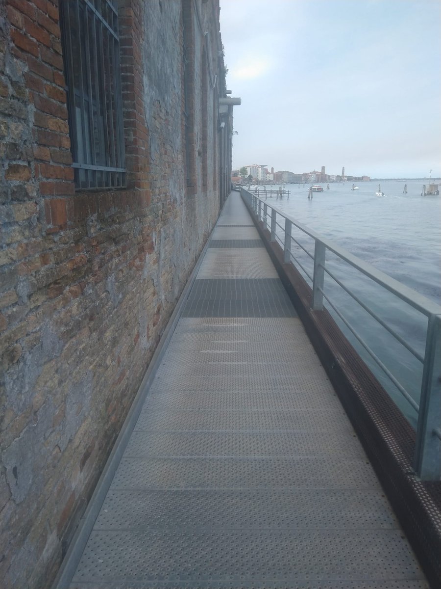 Adoro questa camminata... mi riconcilia con la città