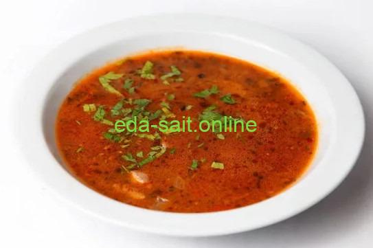 My chicken soup with rice and without potatoes turned out to be not very thick, so if you like it thicker, add a little more rice. If you put a full glass, then the soup will turn out thick, so the golden mean is a little more than half.
eda-sait.online/kurinyj-sup-s-…