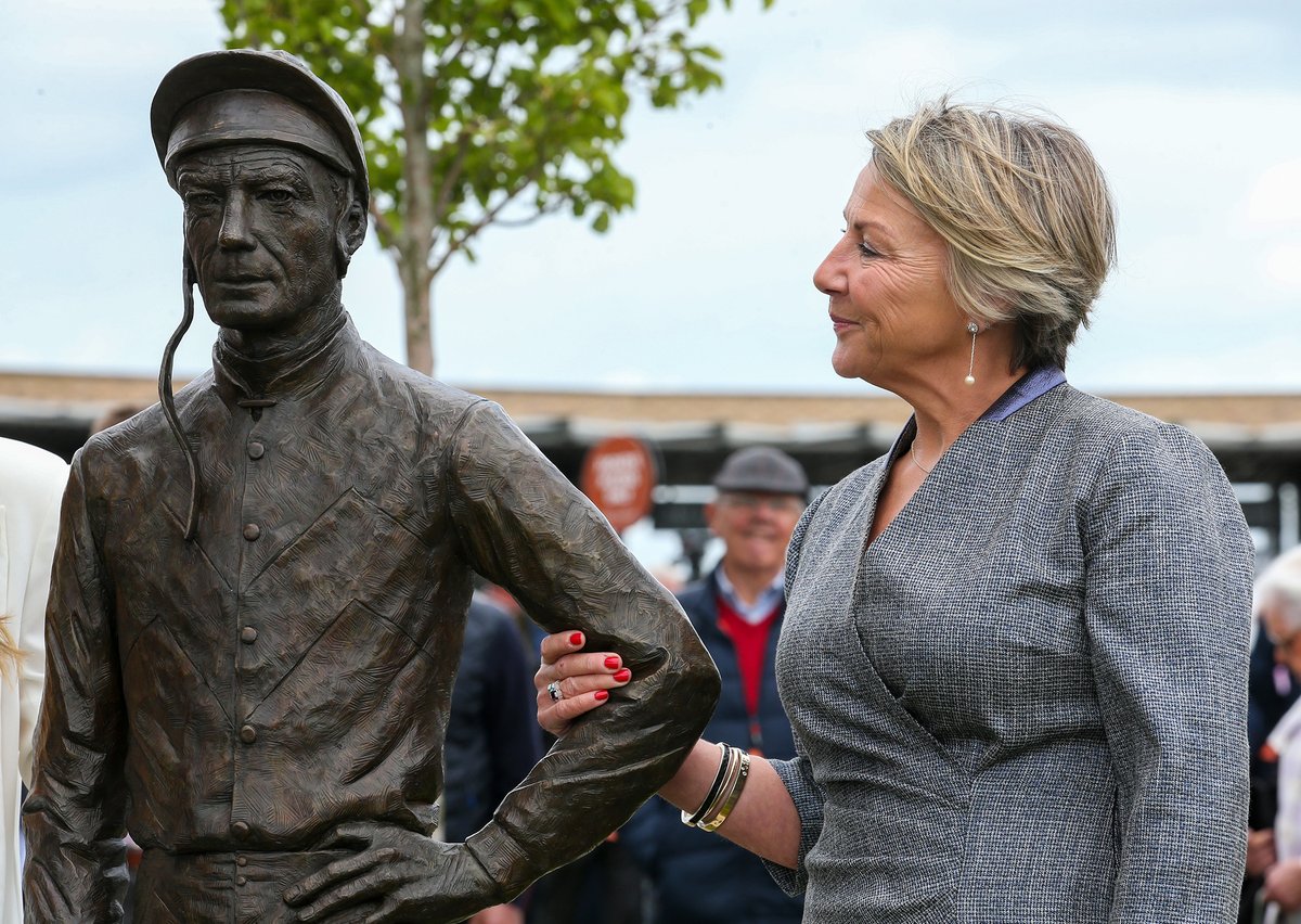 HRIRacing's tweet image. In the sport of Kings, he wore the crown.

Lester Piggott immortalised forever @curraghrace