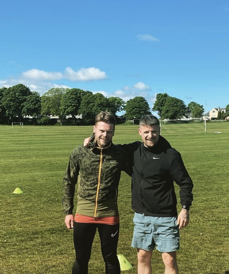 Vanderkev's tweet photo. 🏃🏼‍♂️☀️ #BL11 https://t.co/RnbUsxBXuo