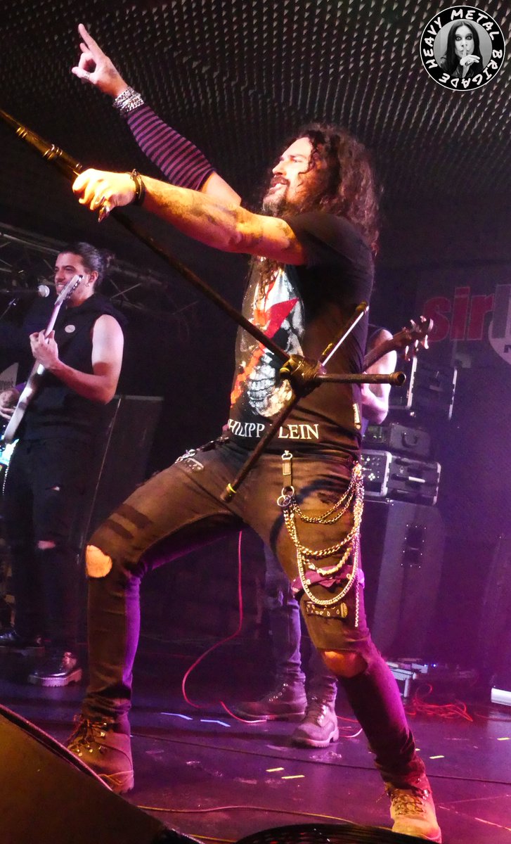 HMetalBrigade's tweet image. Muy pronto crónica y vídeo de una emotiva 3ª entrega del @DesvanFest. Grandes conciertos los ofrecidos por @ValkyriaOficial, @lethargus_metal, @Monasthyr y @DunedainMetal en una velada marcada por la despedida de Axel y la ovetense Sala Sir Laurens.