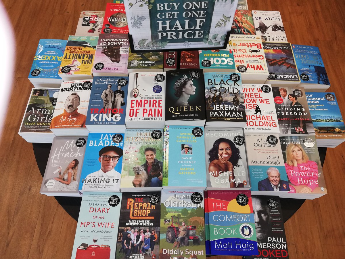 HemelWstones's tweet photo. Perfect weather for popping to the bookshop &amp; having a browse @riversidehemel #bookbrowsing https://t.co/51vBCiZtYb
