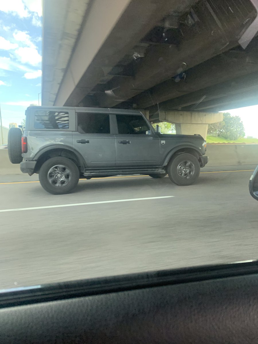 iAseron's tweet photo. I think I saw @willduwilldu‘s Bronco spec at 401 &amp; Kennedy yesterday 😯 @LewLater https://t.co/7kYjhAkRtY