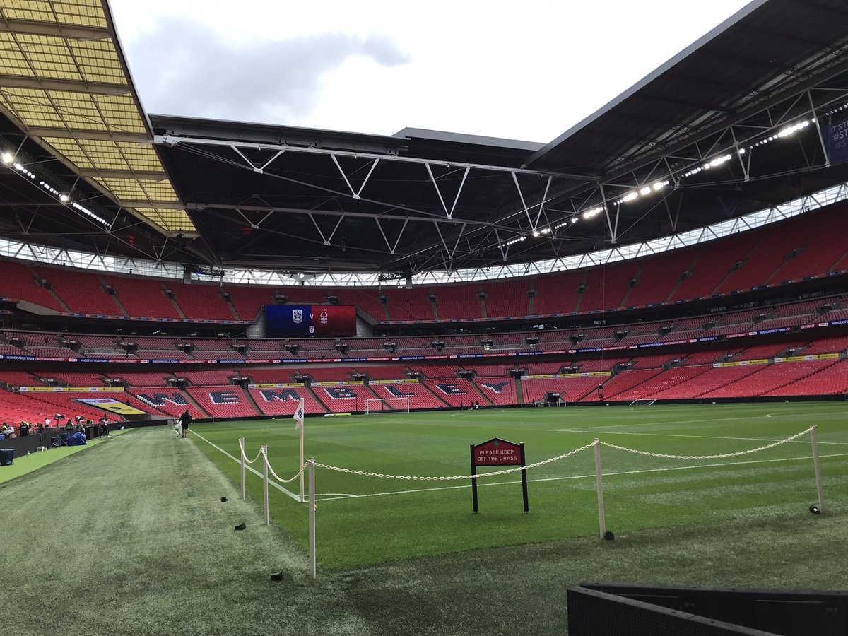 markdennison's tweet photo. Hellloooooooo Wembley!! #nffc 🔴❤️ https://t.co/fANEiJHecT