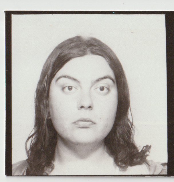 PLATFORMBradio's tweet image. ON AIR NOW: Giant Lover w/ @SashaShuttle 🍊 Bringing you #Electronic, #Alternative &amp;amp; #Indie ‘TILL MIDDAY ✨ Featuring Sasha’s track of the week ‘carillon’ by #unset ✨ Keep it locked at 105.5FM - PLATFORMB.ORG.UK - DAB 🔒 #NextGenRadio #Brighton