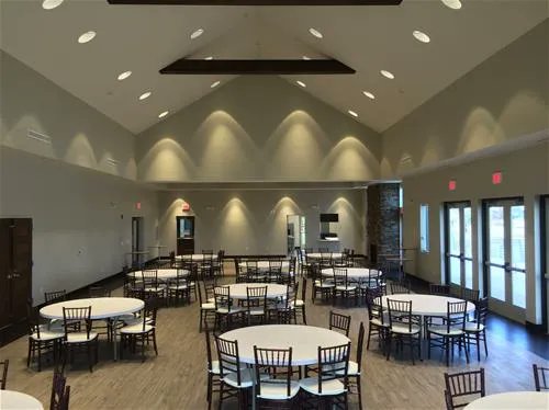 SaxonyLakeBeach's tweet image. Saxony Hall is the perfect venue for graduation parties! Contact @FishersParks  to reserve your date today! buff.ly/2yVQiq5 #Events #EventPlanning #FunAtSaxony #Graduation